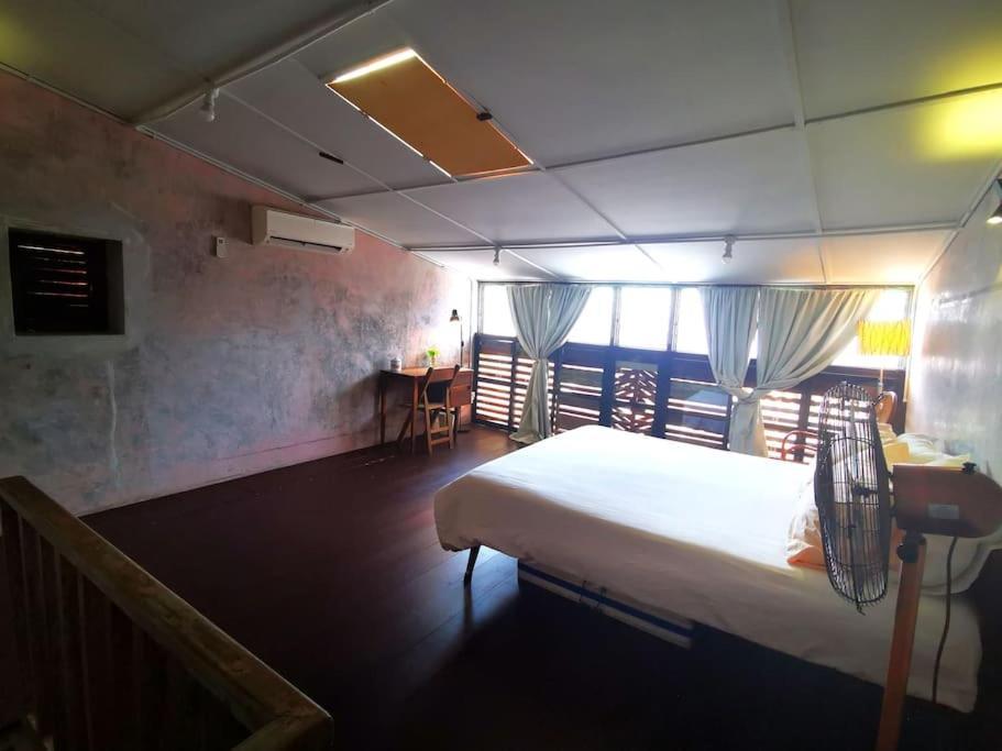 Leju 21 樂居 Explore Malacca From A Riverside House Extérieur photo