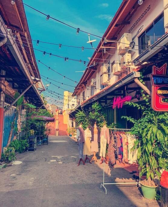 Leju 21 樂居 Explore Malacca From A Riverside House Extérieur photo